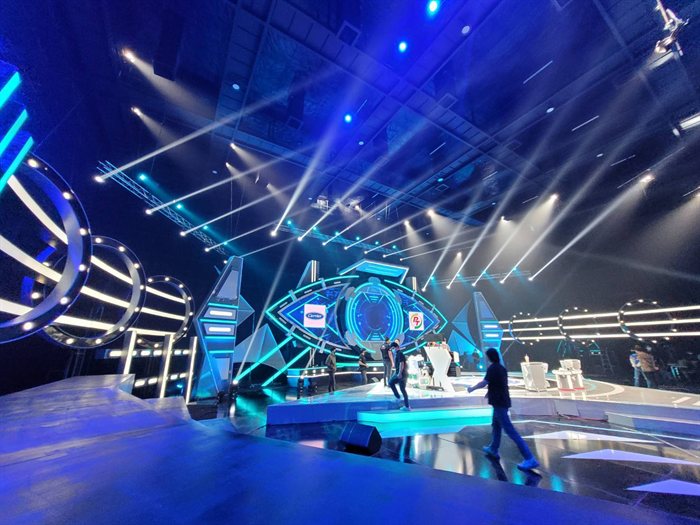 Studio 2